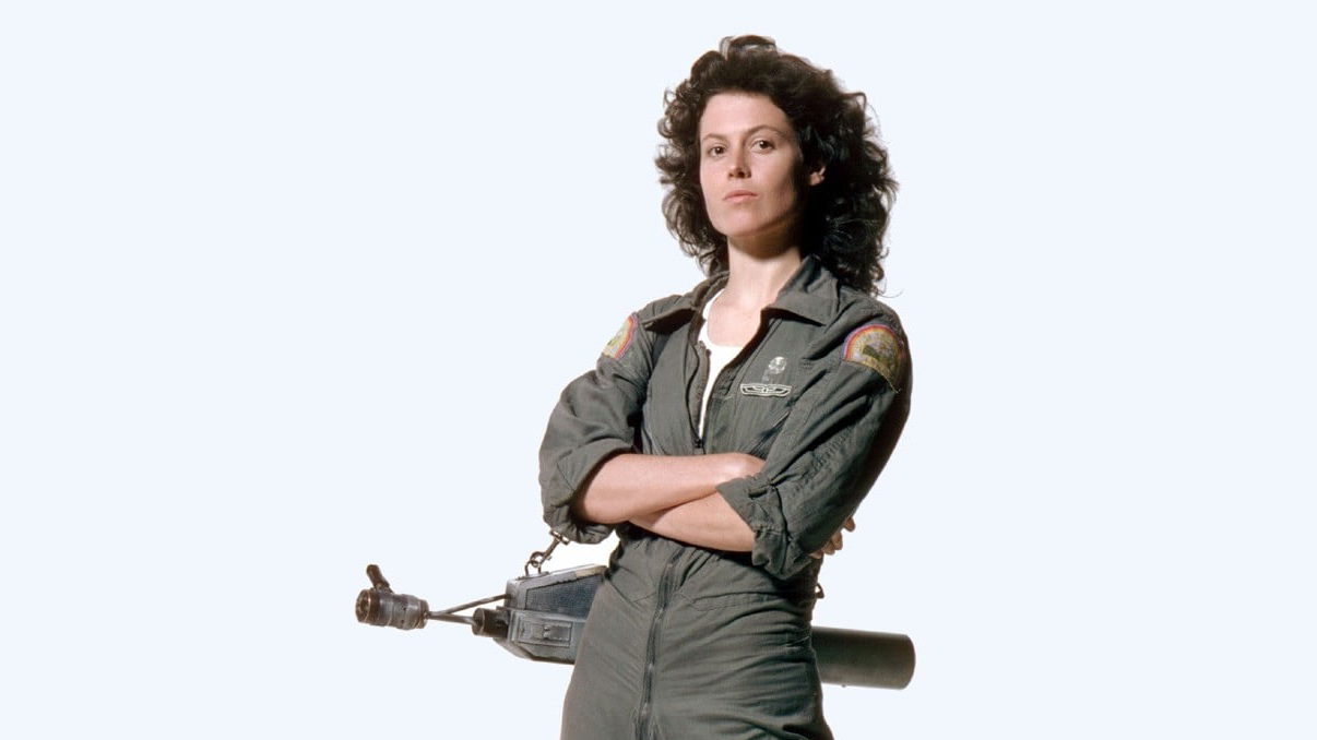 ellen ripley from ridley scott's alien sigourney weaver in grey jumpsuit and rifle