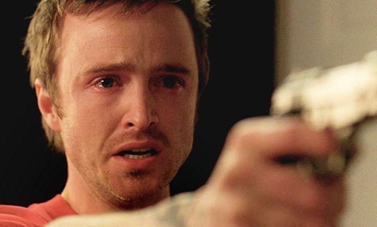 jesse pinkman holding gun jesse pinkman aaron paul holding gun